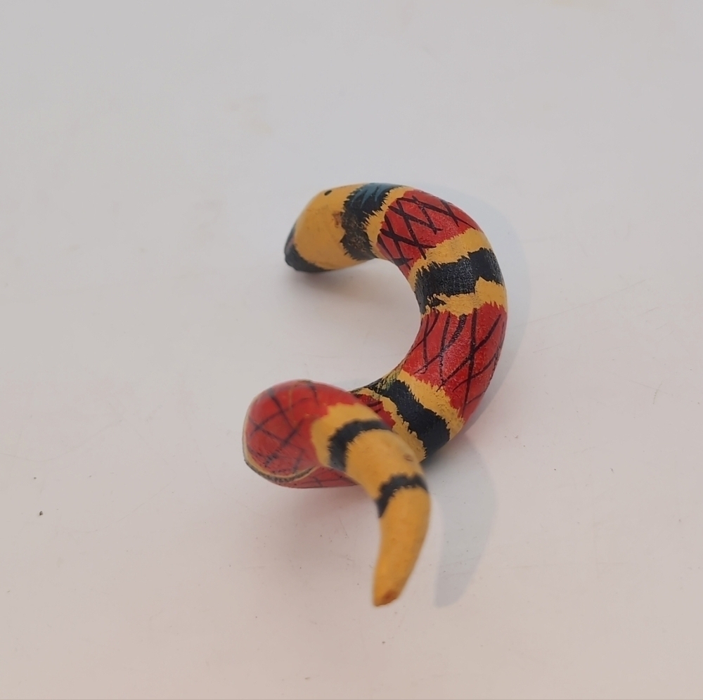 Colorful Handcrafted Wooden Snake Decor Coral 4 Inch Fits Around A Rod - Picture 4 of 7